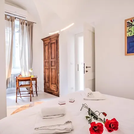 Apartment La Dolce Pigna - Old Town - Happy